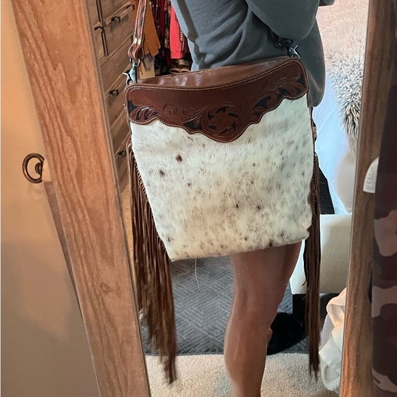Myra Bag  fringe cowhide leather extra large Crossbody/tote bag gorgeous - Picture 11 of 12